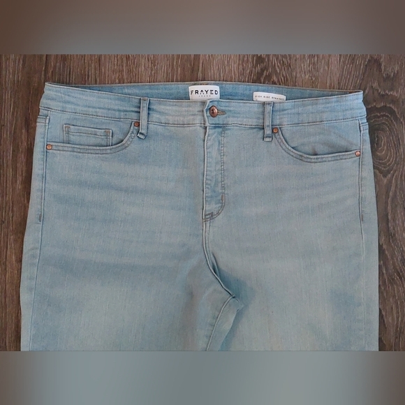 Frayed Raw Hem Light Wash High Rise Straight Denim Jeans Size 16 Flat Front Chic - Picture 2 of 10